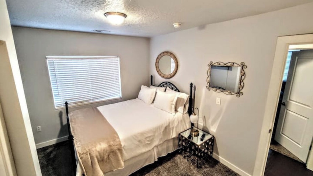 Photo of Bedroom in South Salt Lake