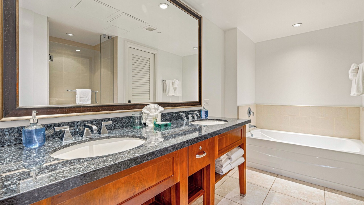 Photo of Bathroom in Honokowai