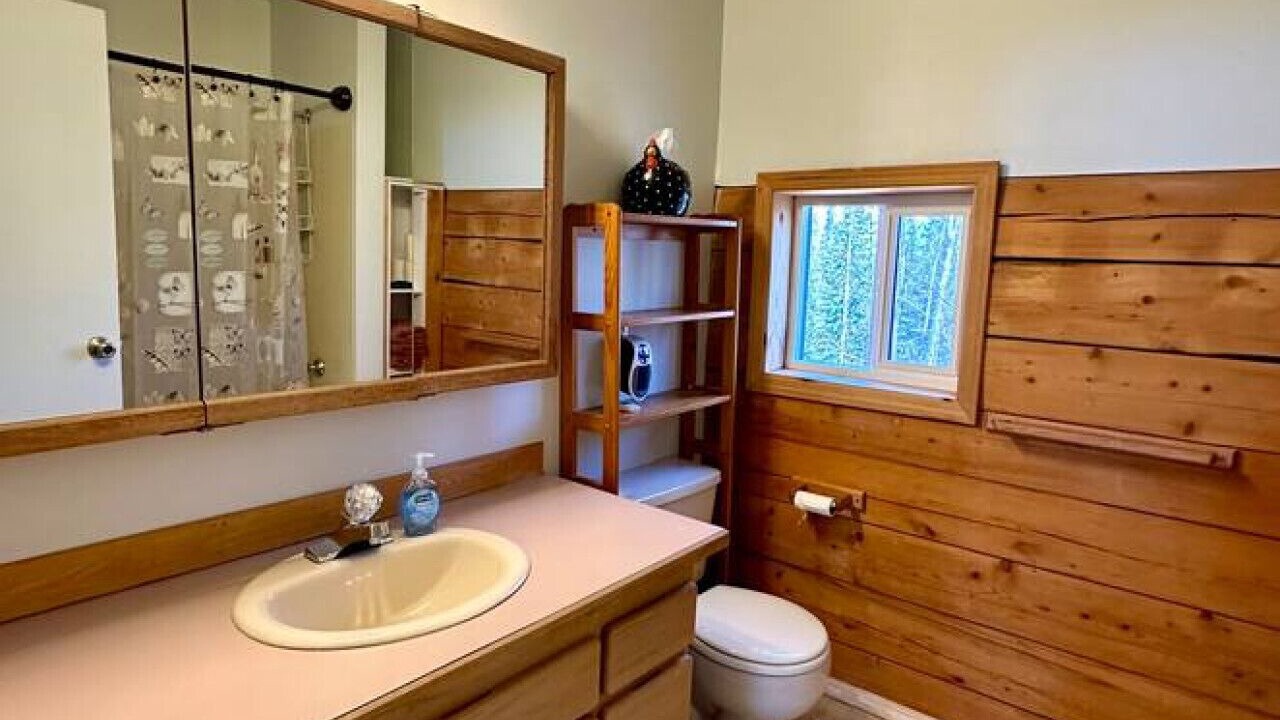 Photo of Bathroom in Kasilof