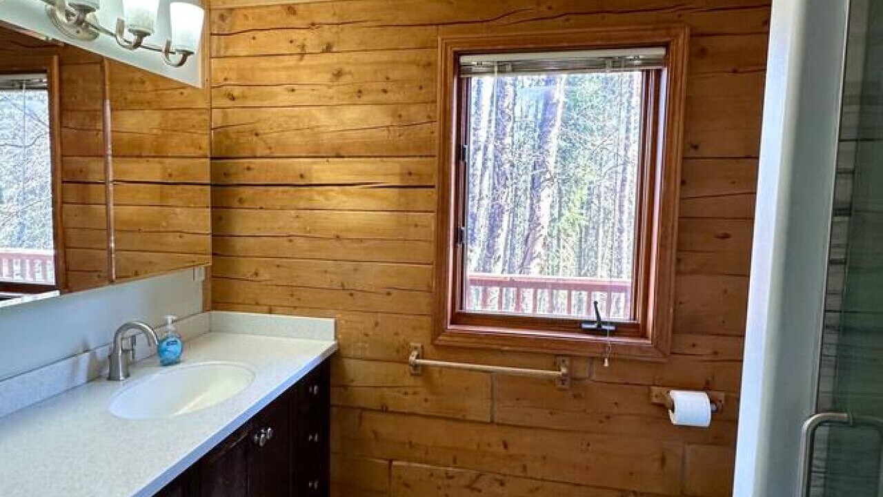Photo of Bathroom in Kasilof