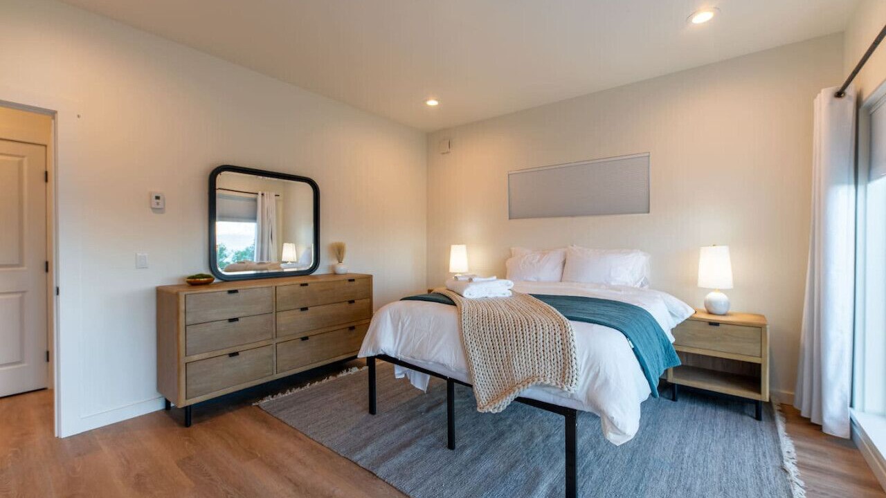 Photo of Bedroom in Homer