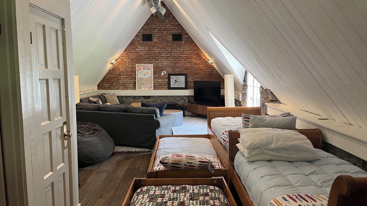 Photo of Bedroom in Saratoga Springs