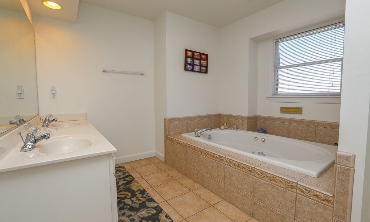 Photo of Bathroom in Carolina Dunes