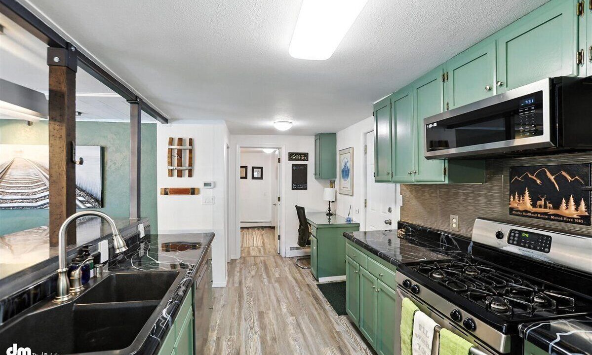 Photo of Kitchen in Mid-Hillside