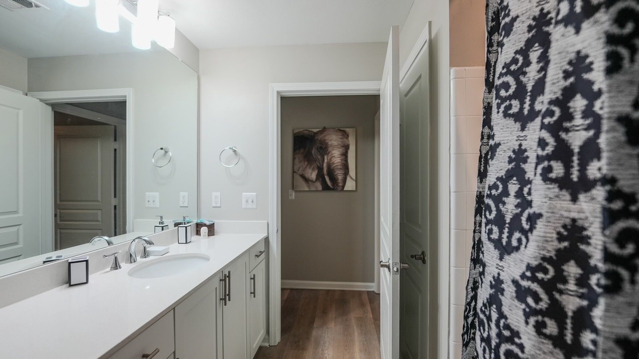 Photo of Bathroom in Lindridge-Martin Manor