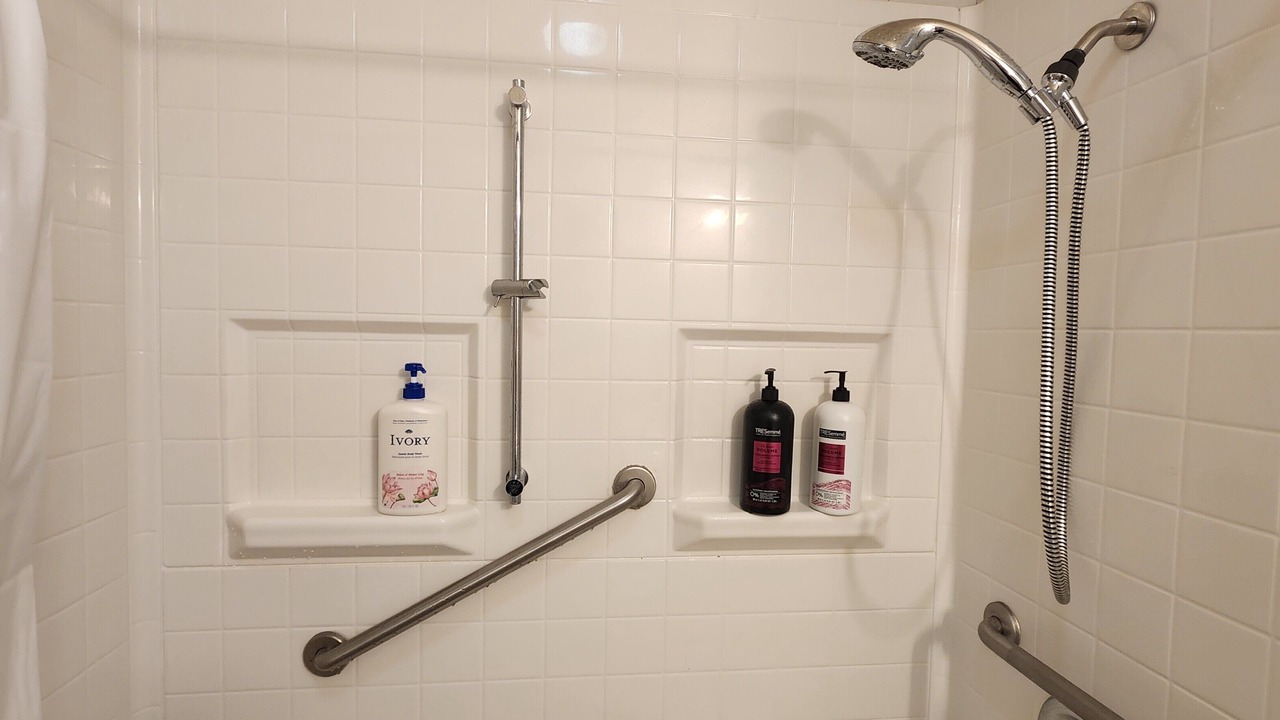 Photo of Bathroom in Kenai