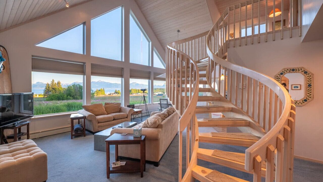 Photo of Livingroom in Kachemak