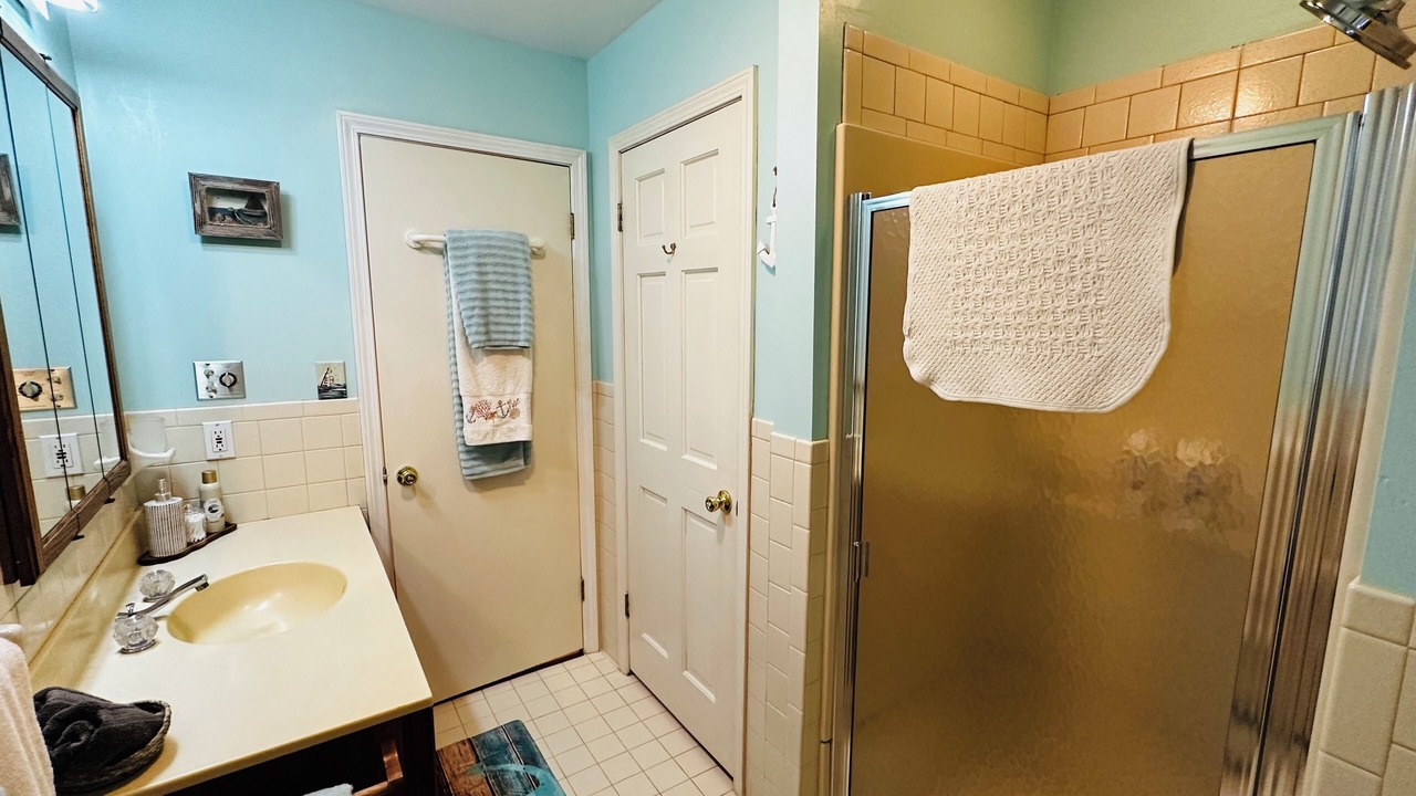 Photo of Bathroom in Mayfield