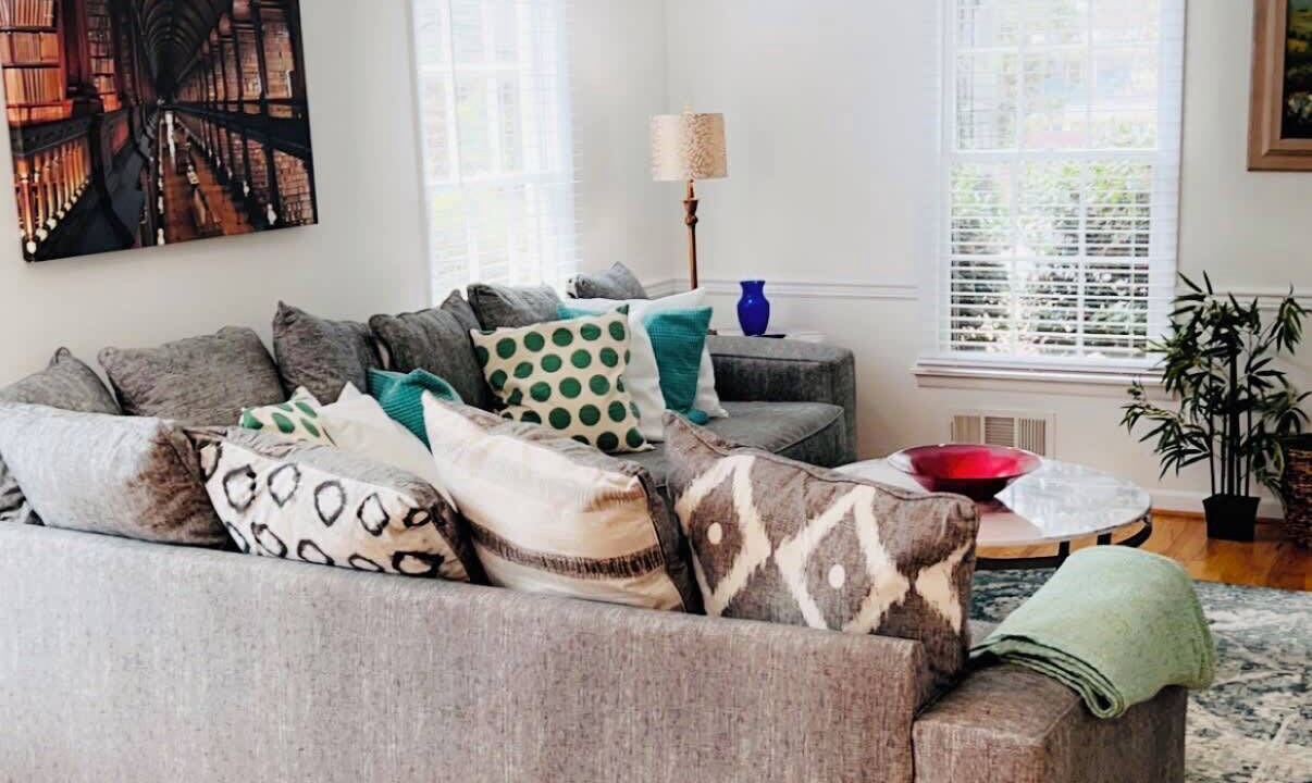 Photo of Livingroom in Piedmont Heights
