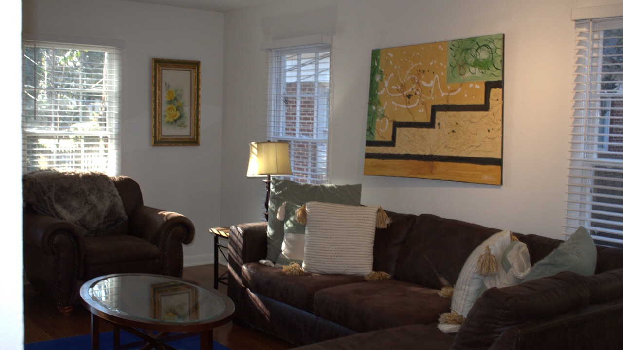 Photo of Livingroom in Piedmont Heights