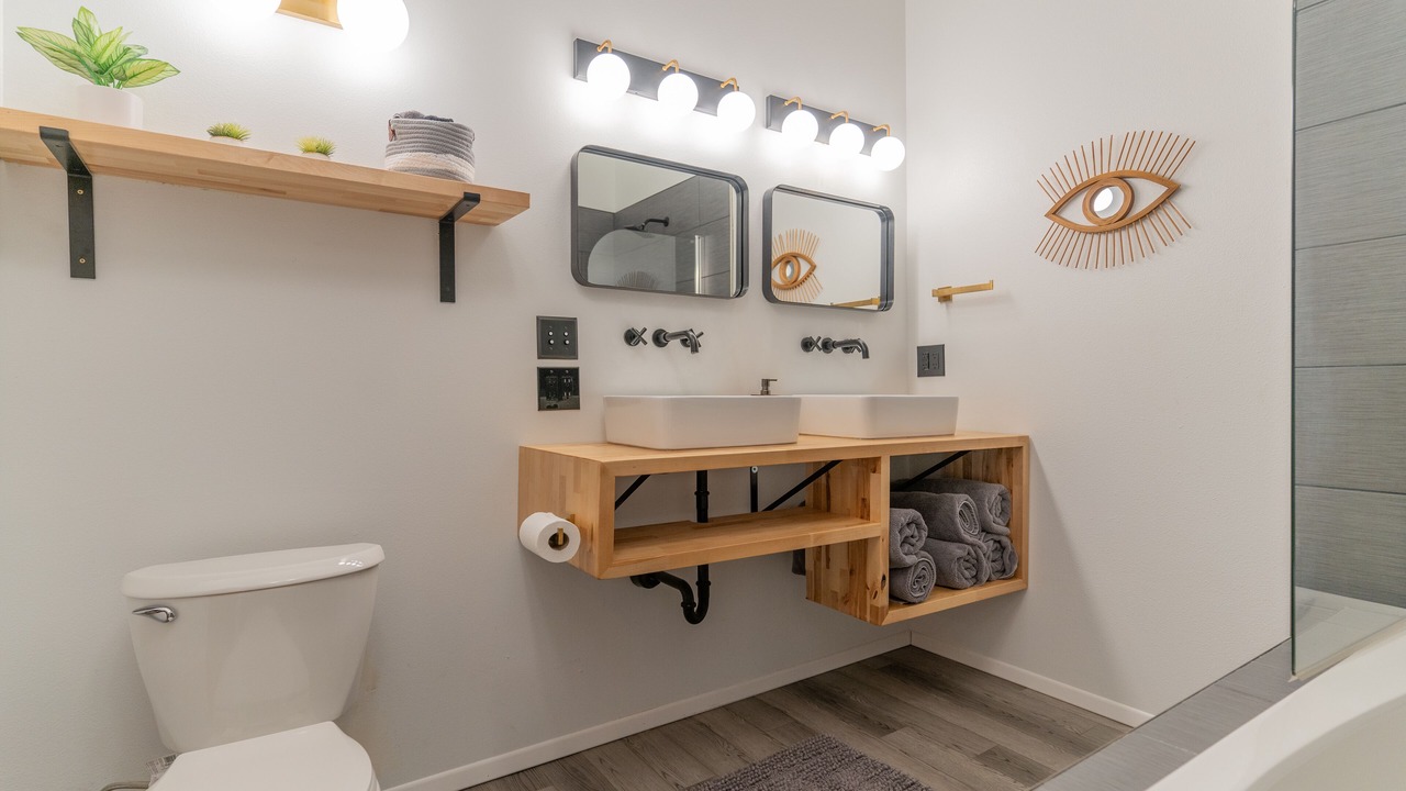 Photo of Bathroom in College