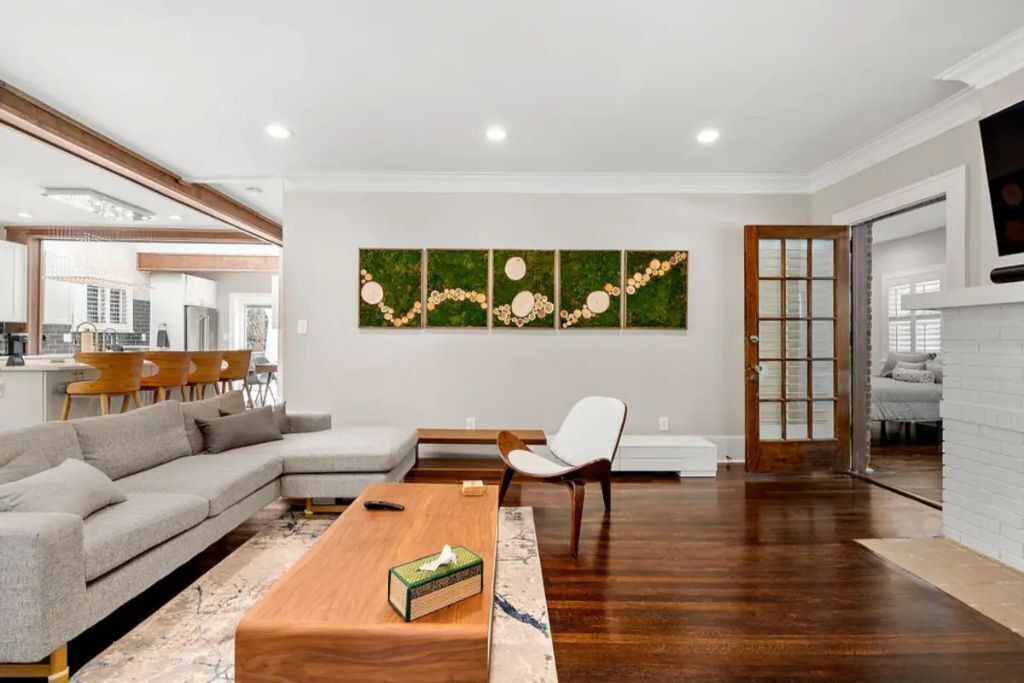 Photo of Livingroom in Buckhead
