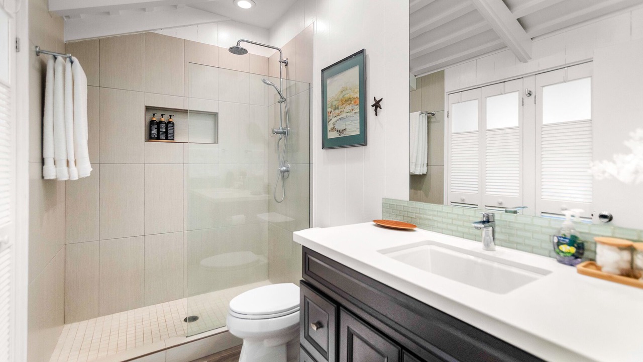 Photo of Bathroom in Kaanapali