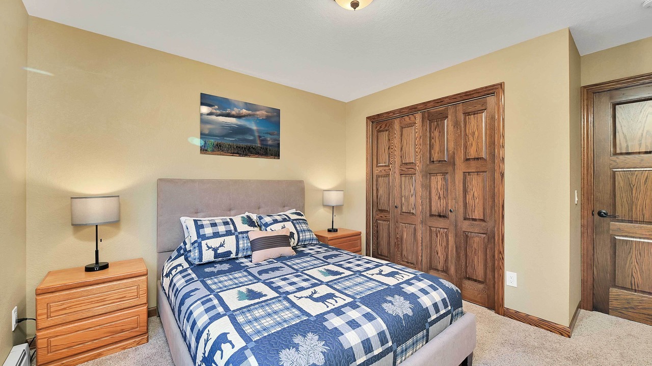 Photo of Bedroom in Salamatof