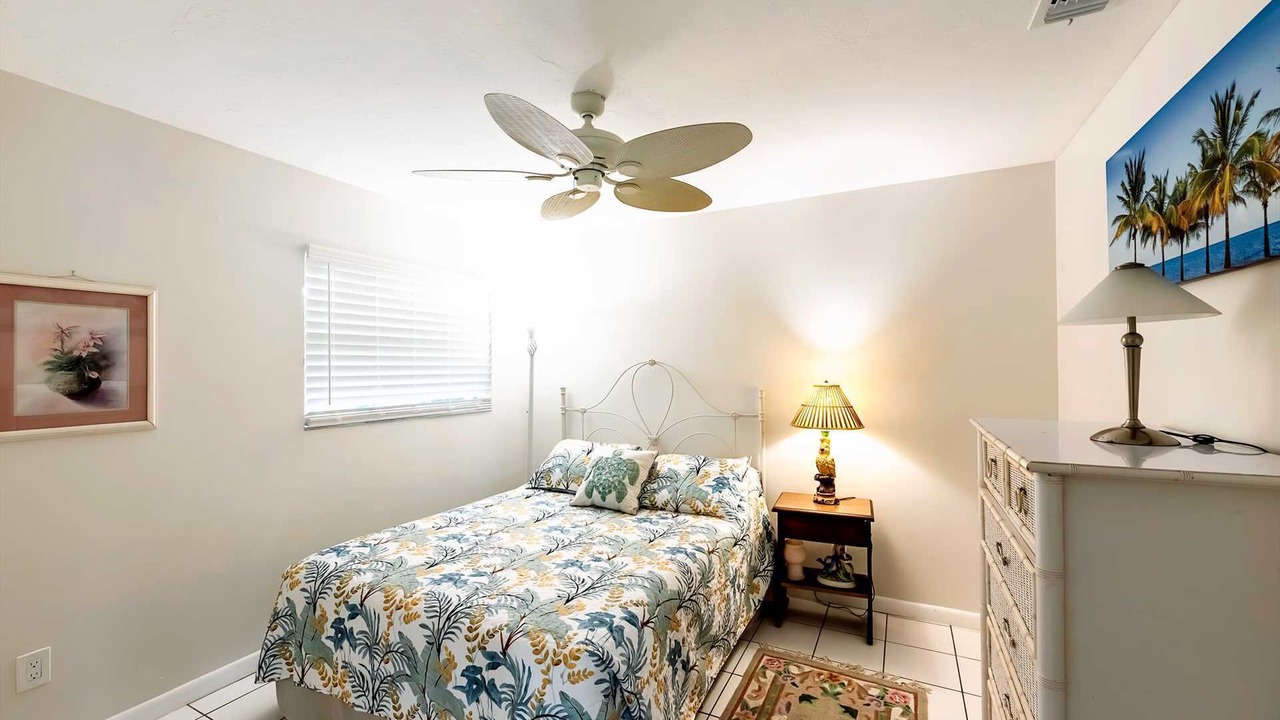 Photo of Bedroom in Sugarloaf Shores
