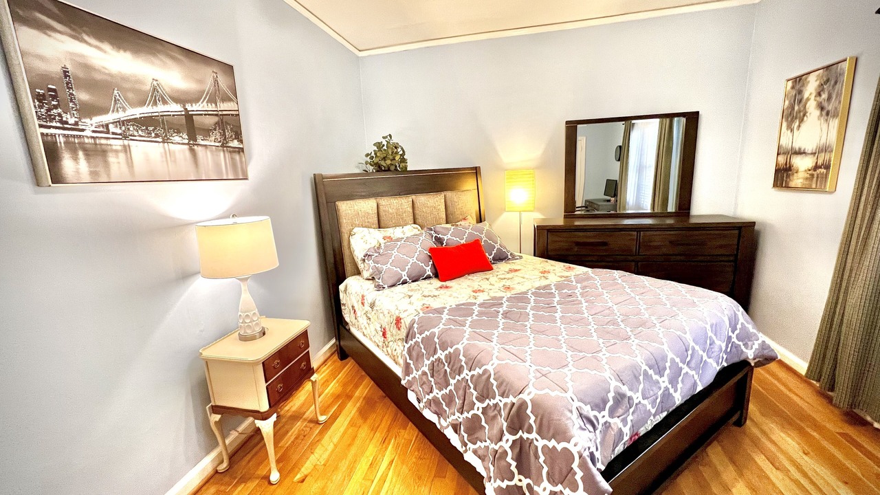 Photo of Bedroom in Garden Hills