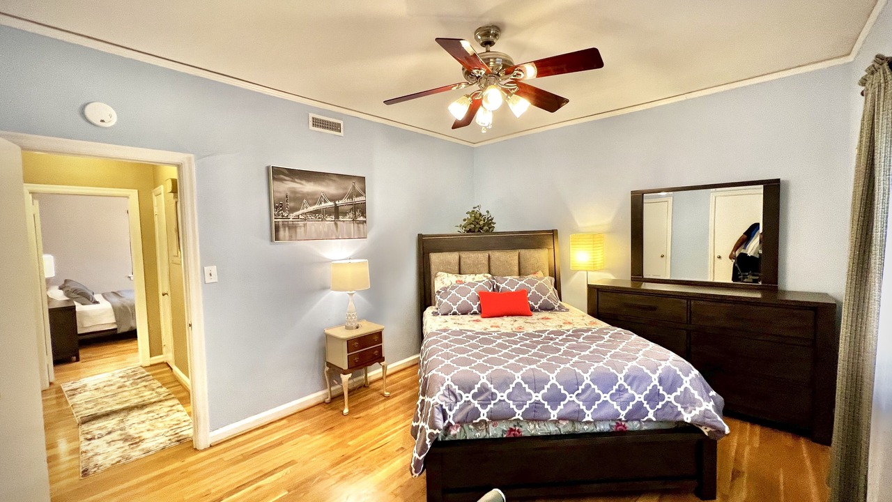 Photo of Bedroom in Garden Hills