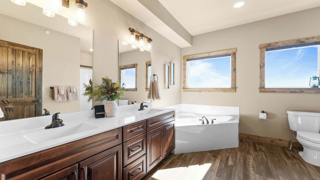 Photo of Bathroom in Kimberling City