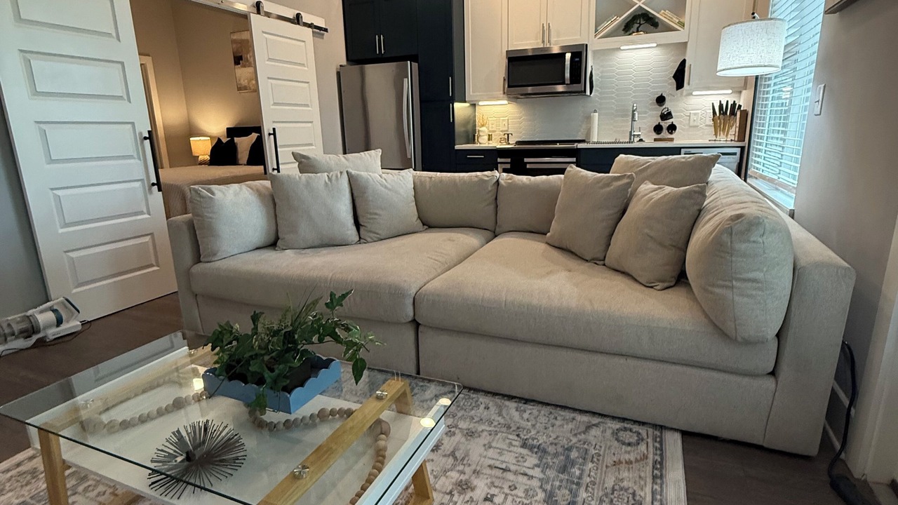Photo of Livingroom in North Decatur