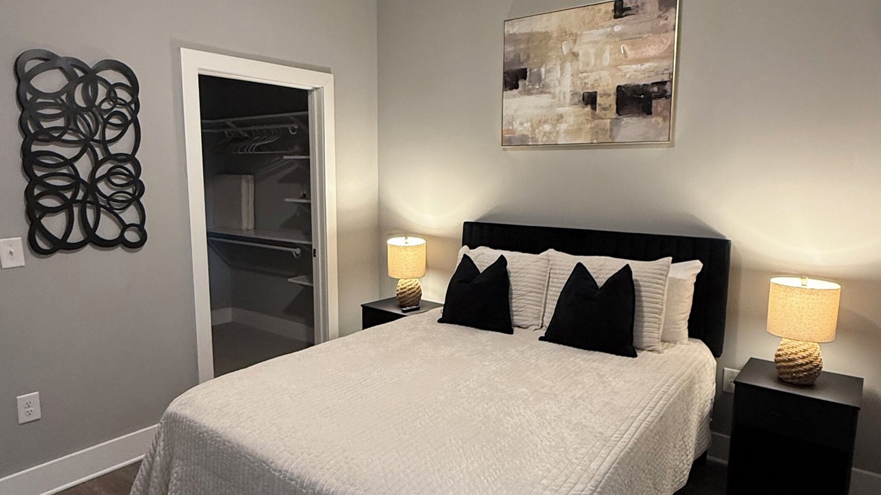 Photo of Bedroom in North Decatur