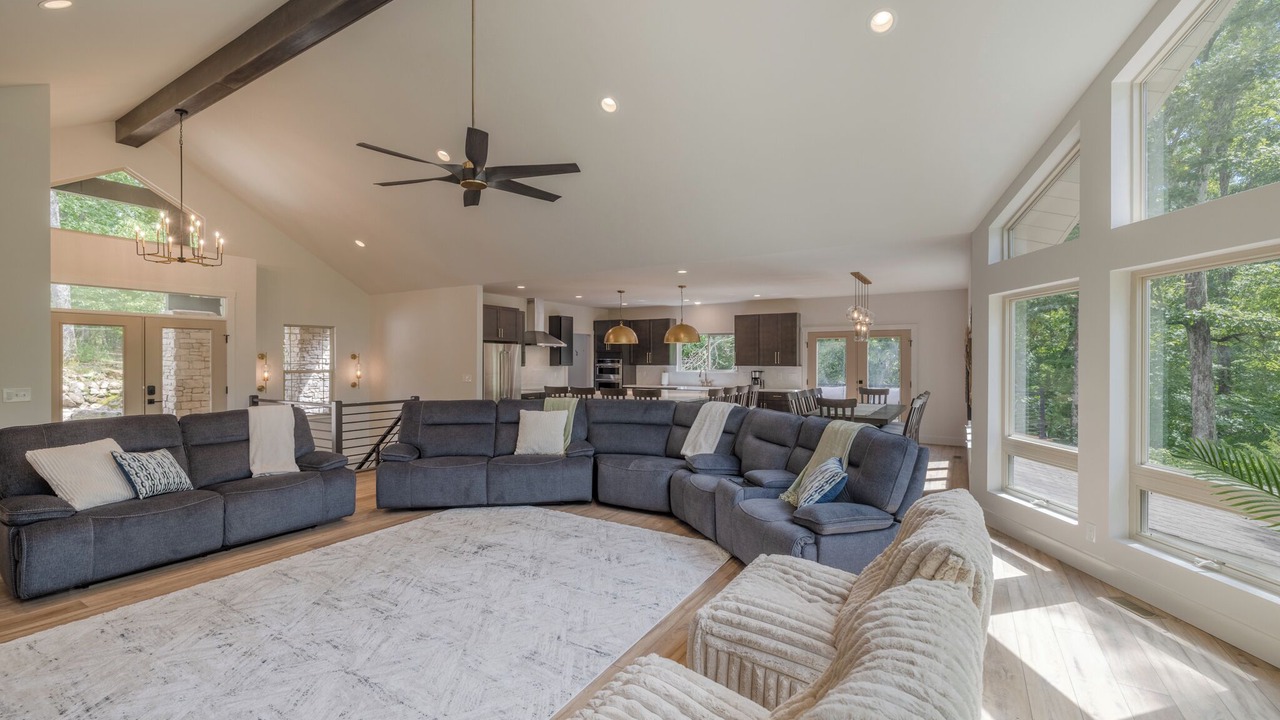 Photo of Livingroom in Innsbrook