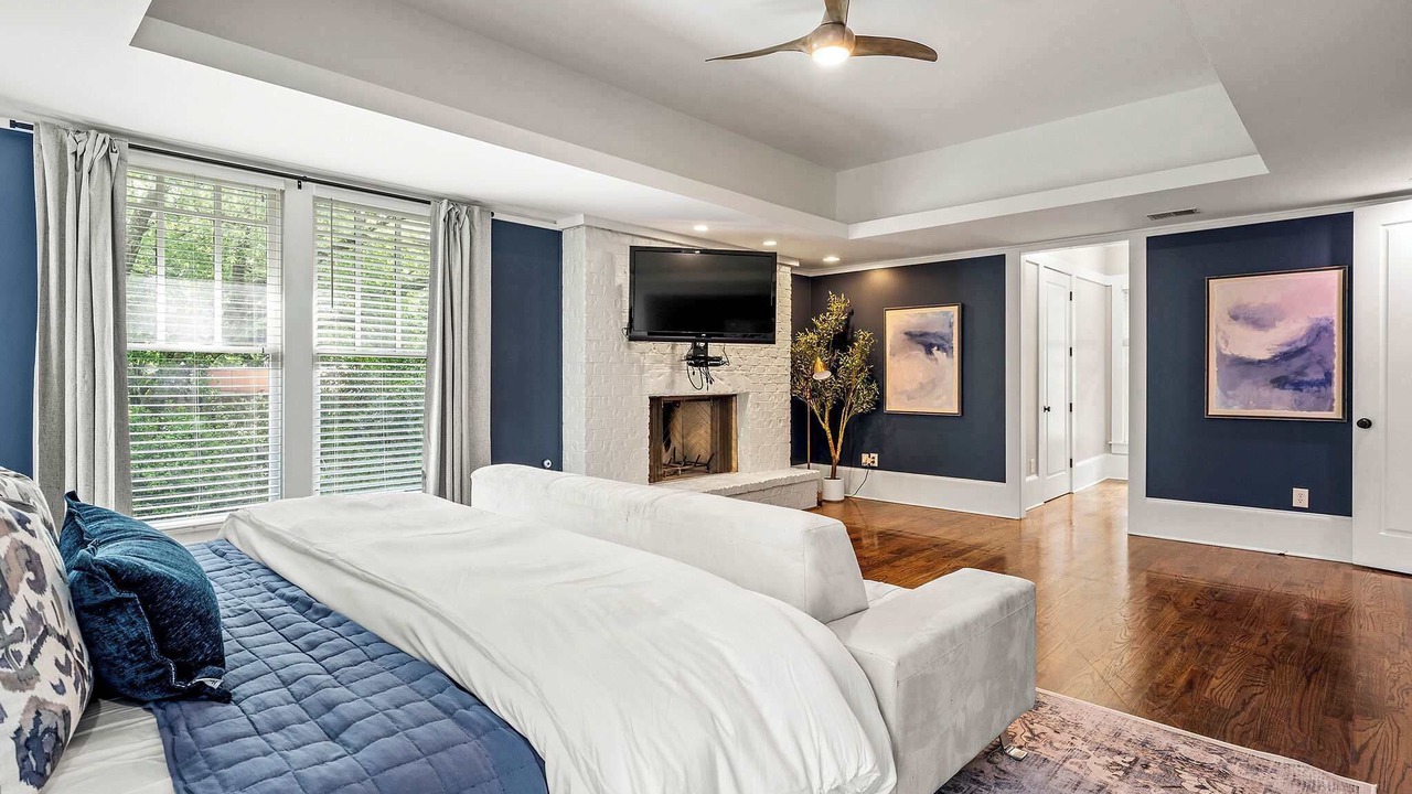 Photo of Livingroom in Midtown