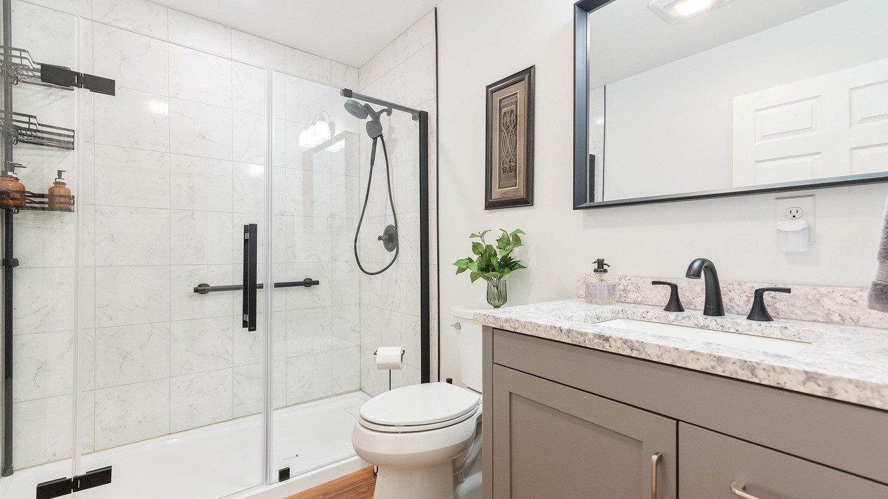 Photo of Bathroom in Meadow Lakes
