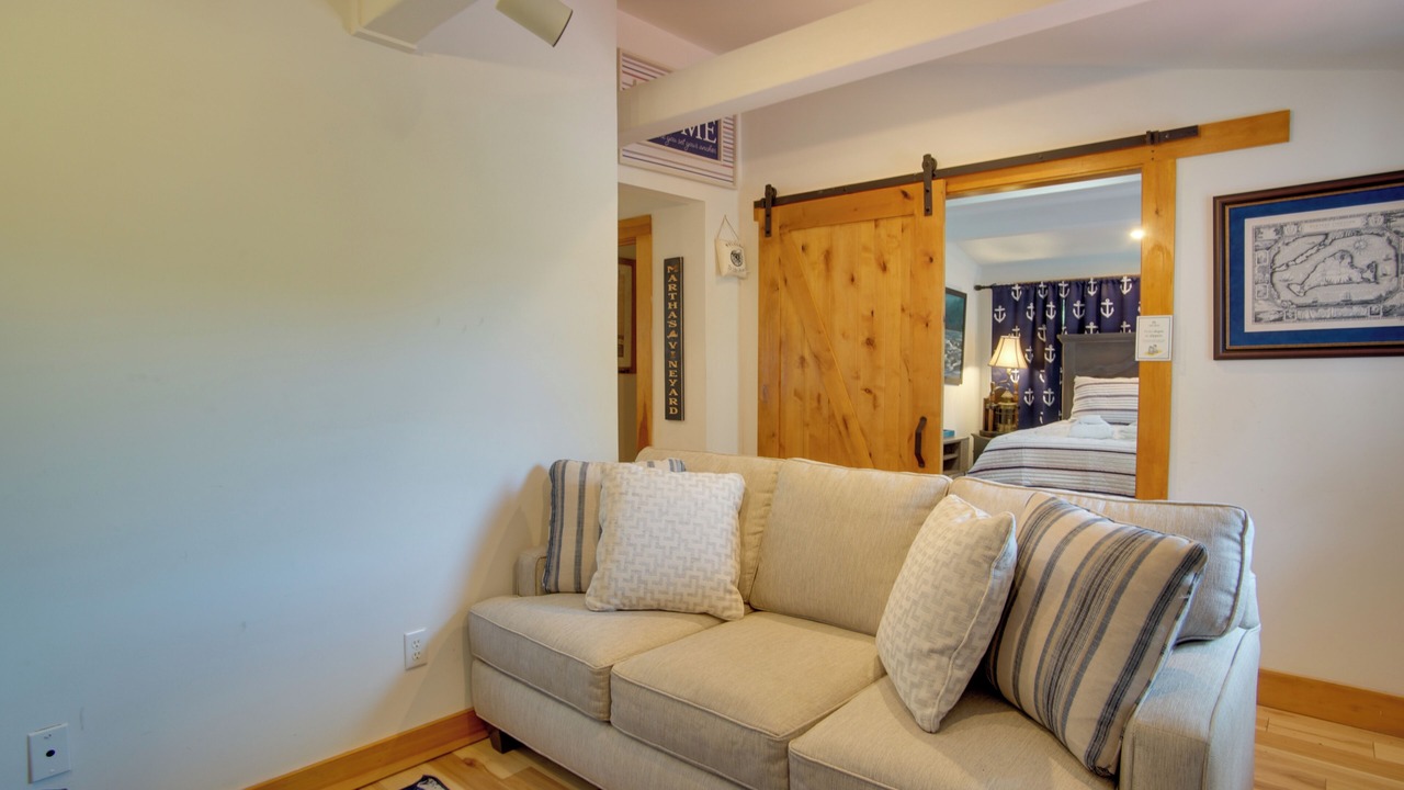 Photo of Livingroom in East Chop