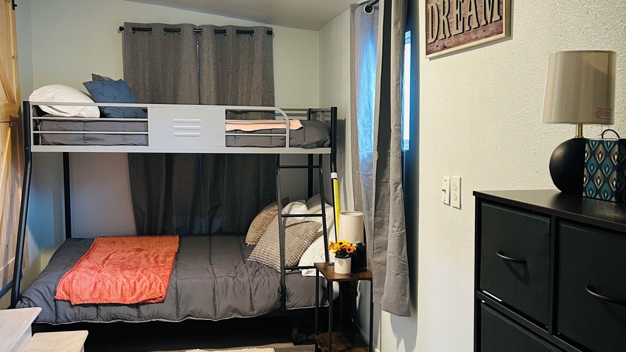 Photo of Bedroom in Ridgeway