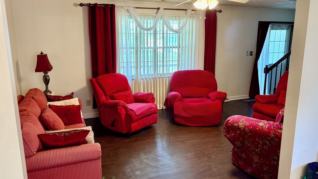 Photo of Livingroom in Gahanna