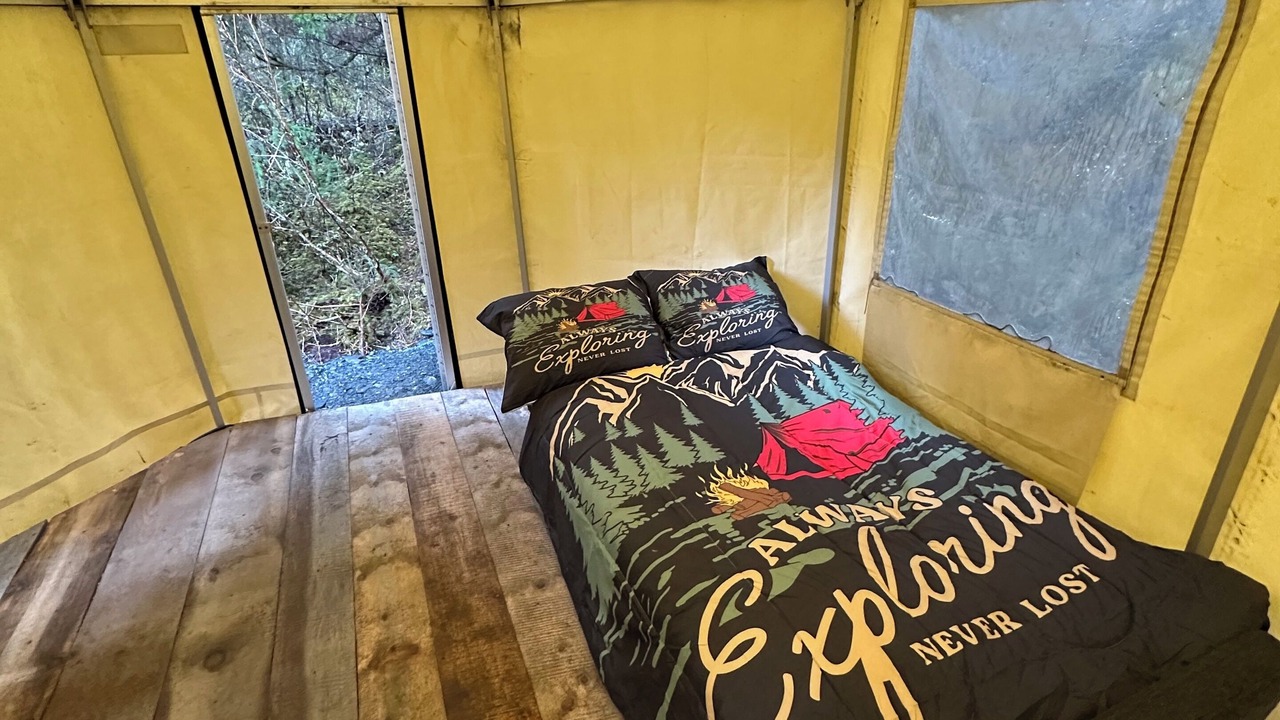 Photo of Bedroom in Bear Creek