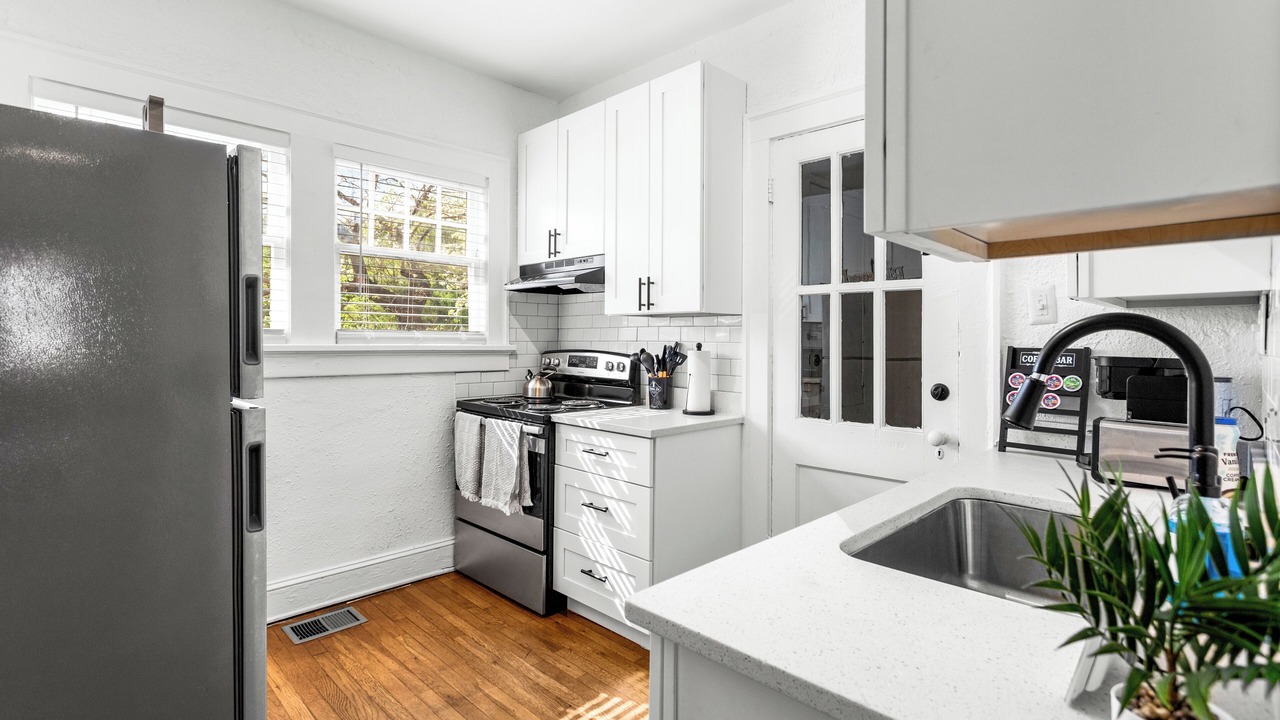 Photo of Kitchen in Downtown Decatur