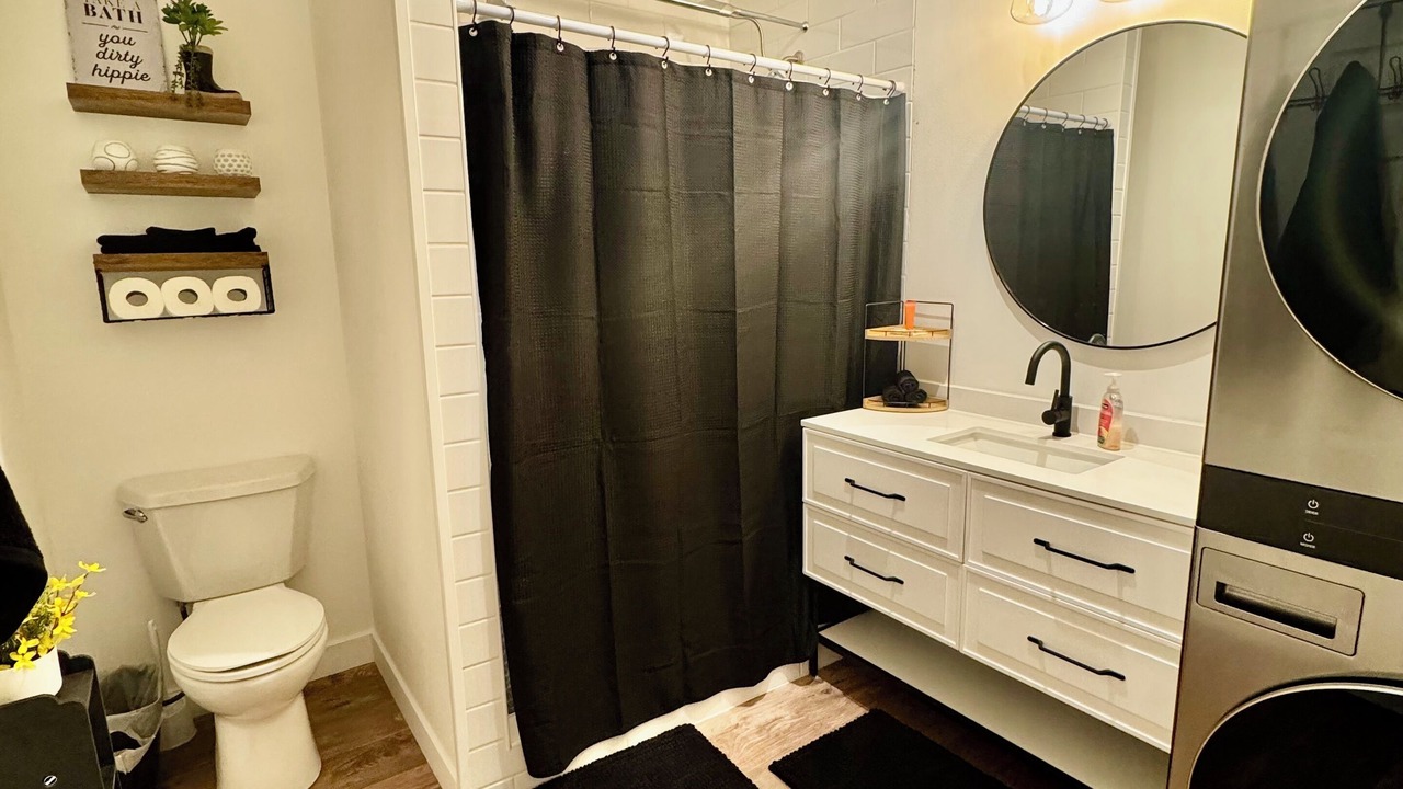 Photo of Bathroom in Wasilla