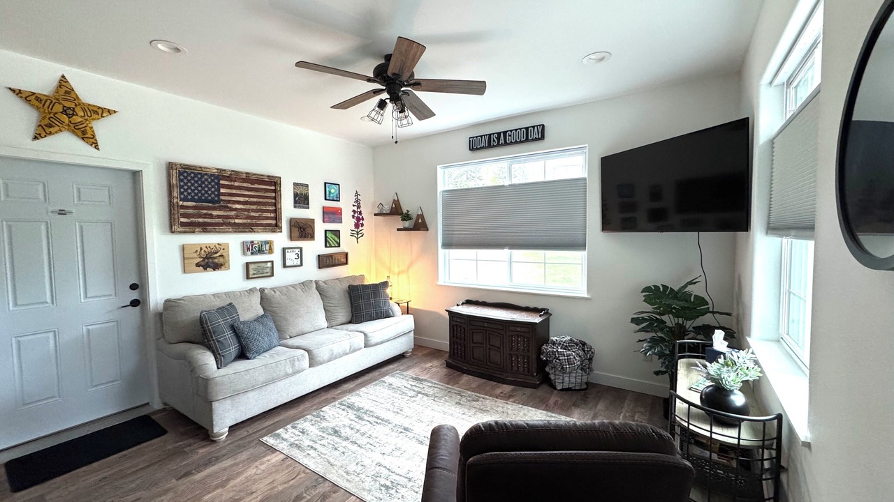 Photo of Livingroom in Wasilla