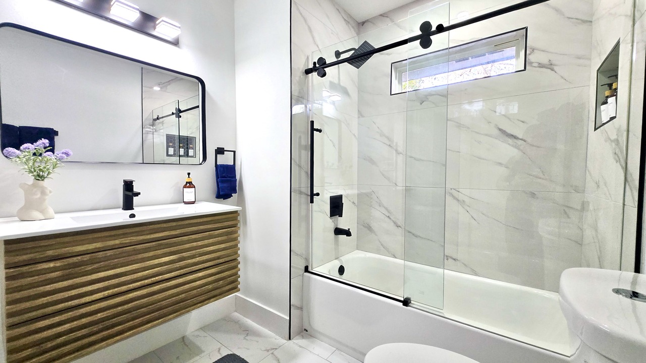Photo of Bathroom in Candler-McAfee
