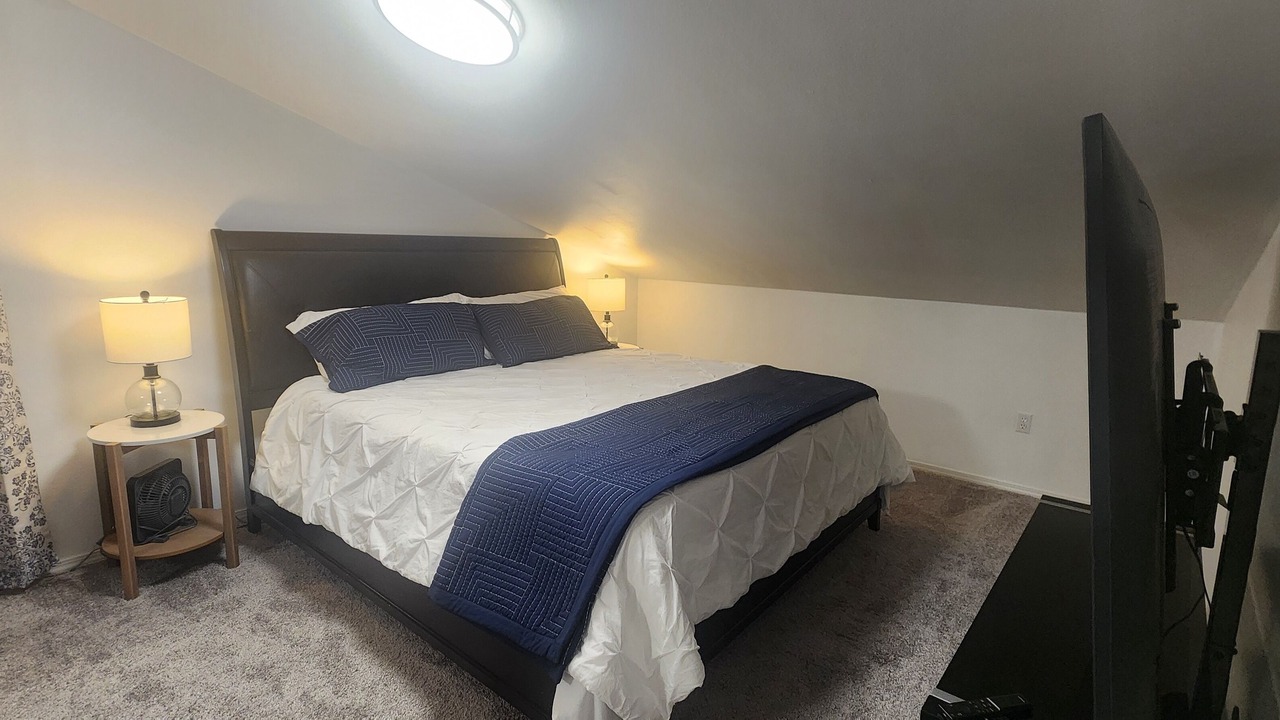 Photo of Bedroom in Kasilof