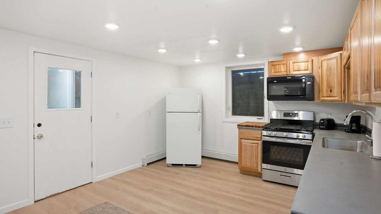 Photo of Kitchen in Downtown Anchorage