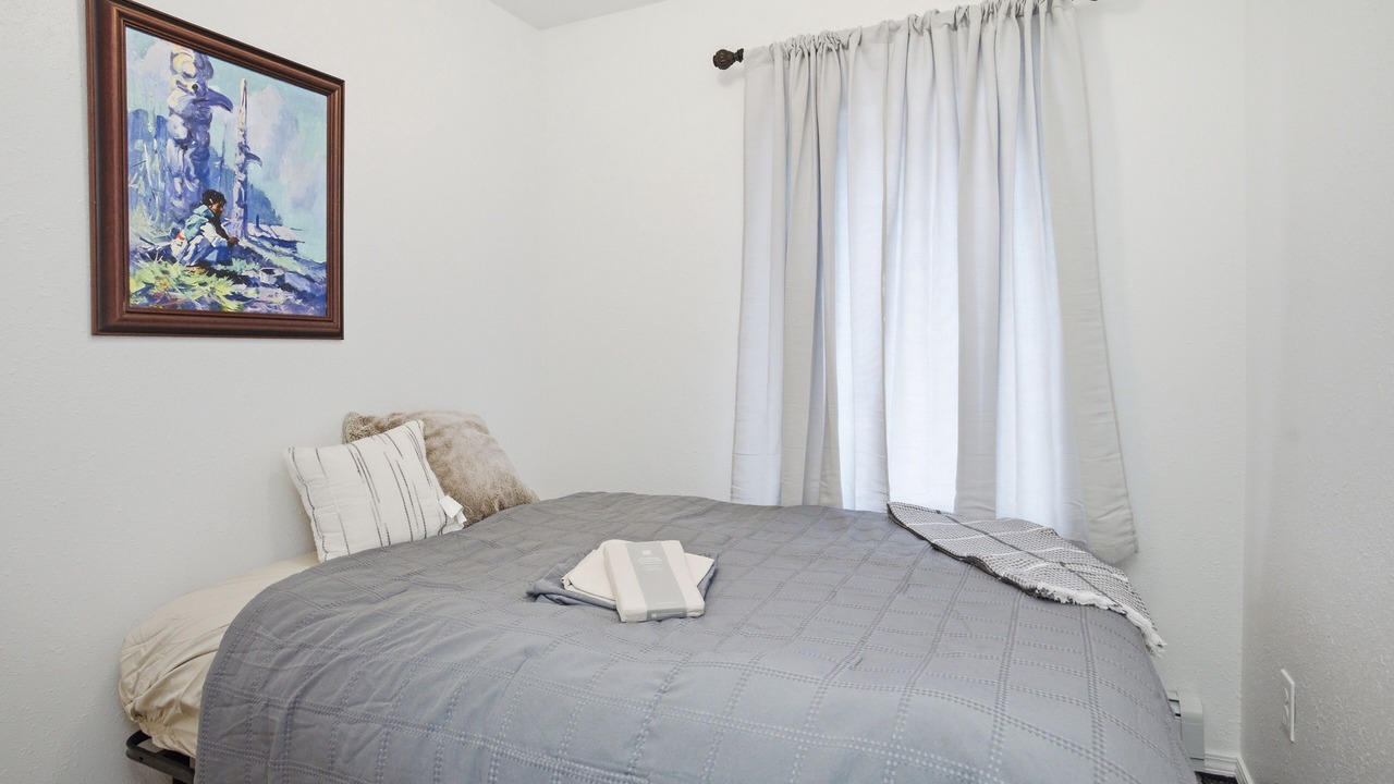 Photo of Bedroom in Downtown Anchorage