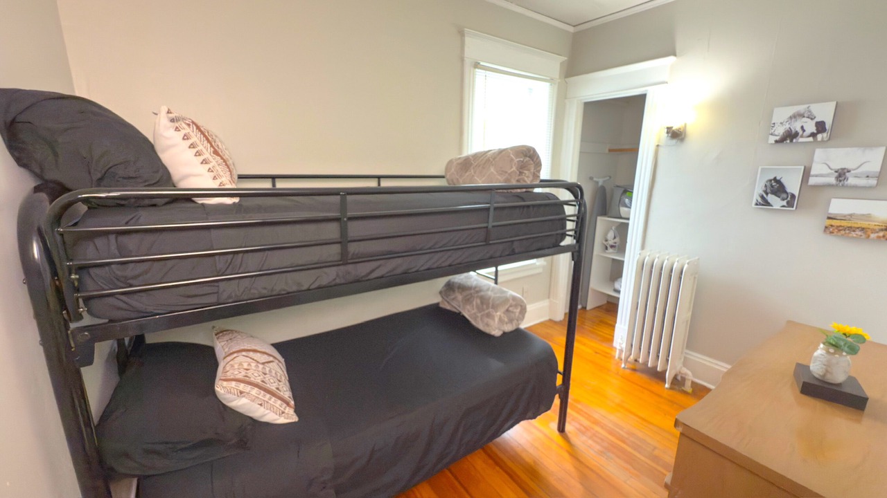 Photo of Bedroom in Albany