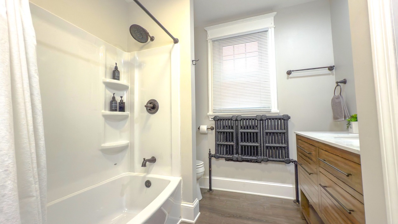 Photo of Bathroom in Albany