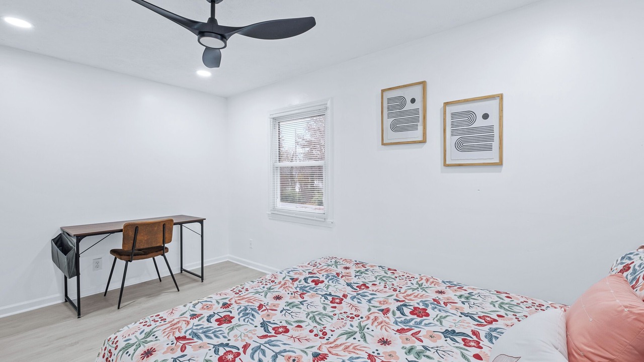 Photo of Bedroom in Smyrna