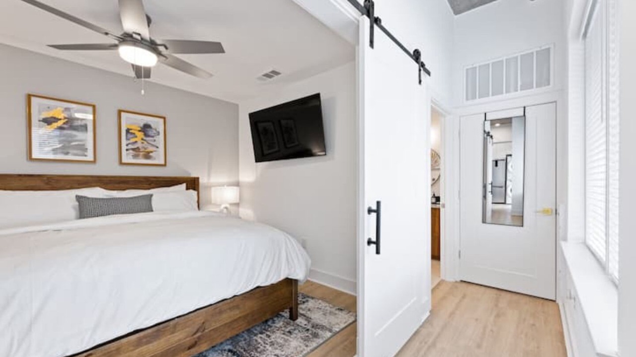 Photo of Bedroom in Virginia Highland