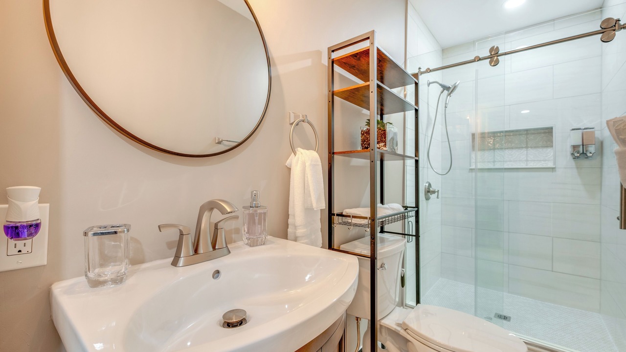 Photo of Bathroom in West End