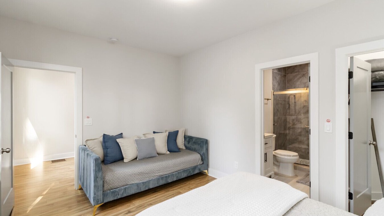 Photo of Bedroom in Home Park