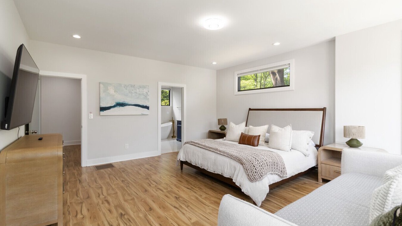 Photo of Bedroom in Home Park