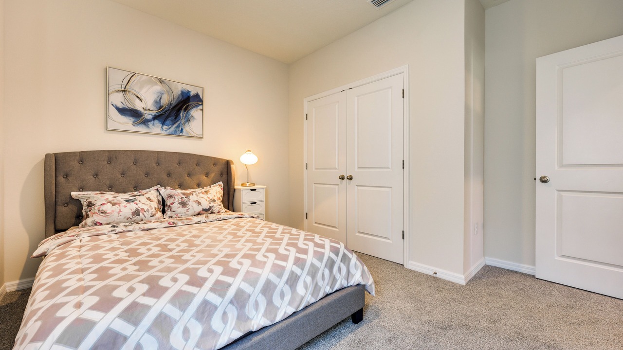Photo of Bedroom in Newberry