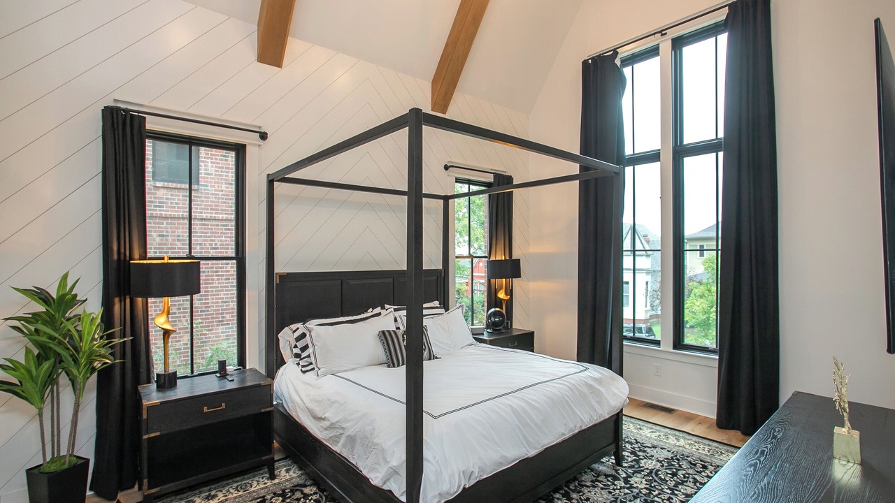 Photo of Bedroom in Historic Edgefield