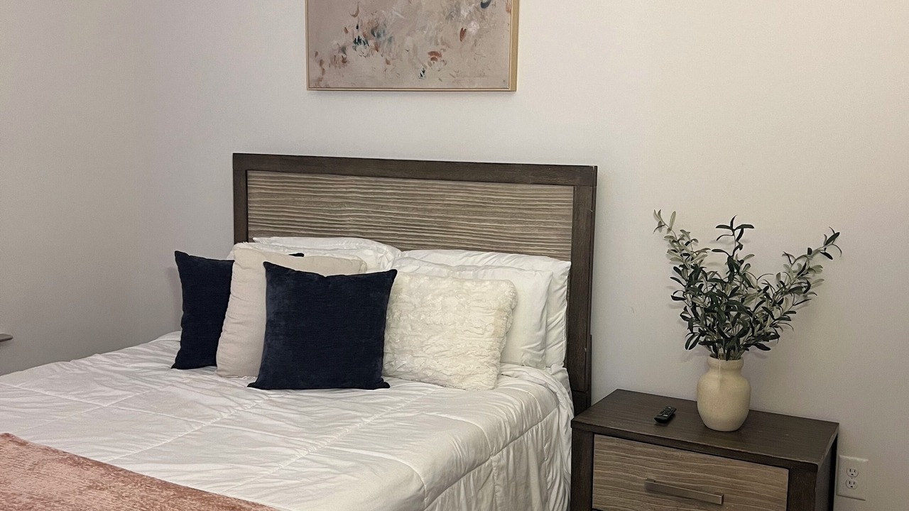 Photo of Bedroom in Lindridge-Martin Manor