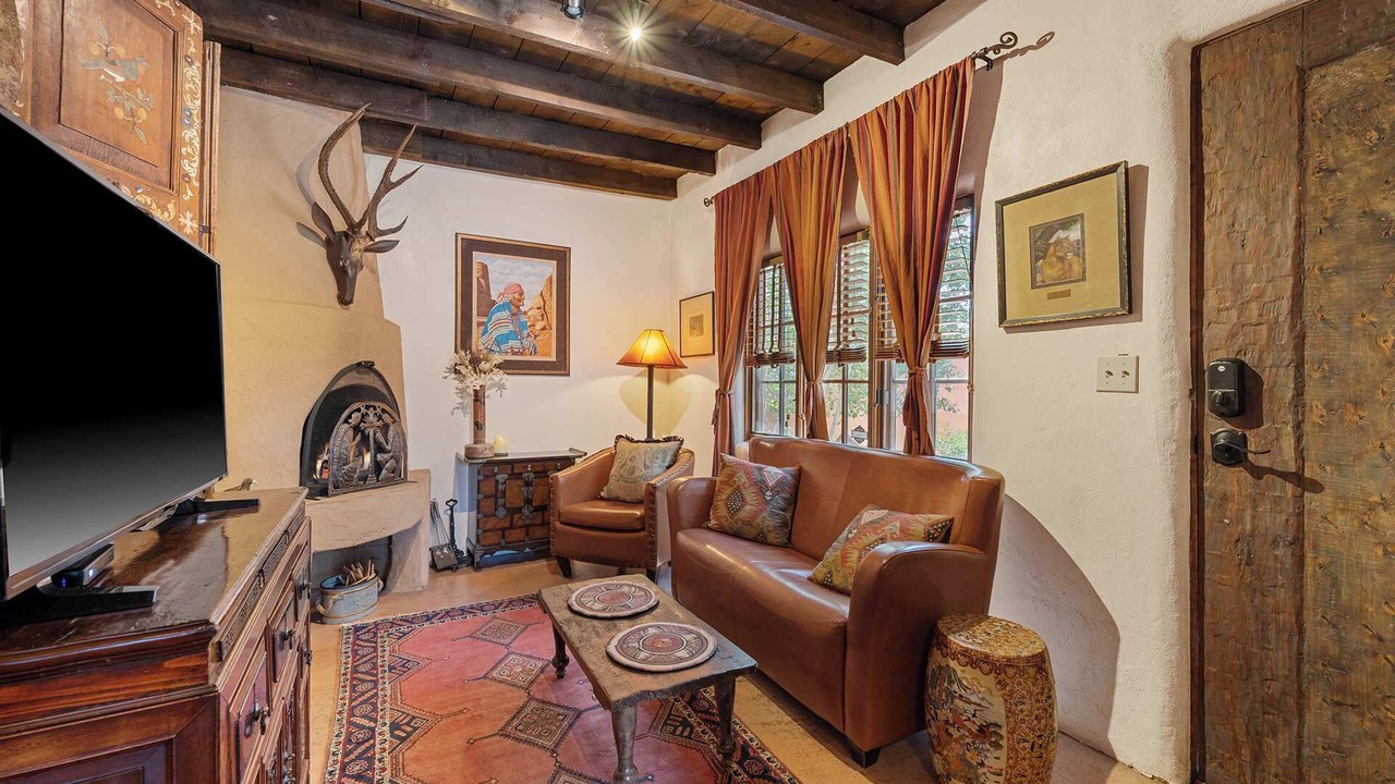 Photo of Livingroom in Downtown Santa Fe