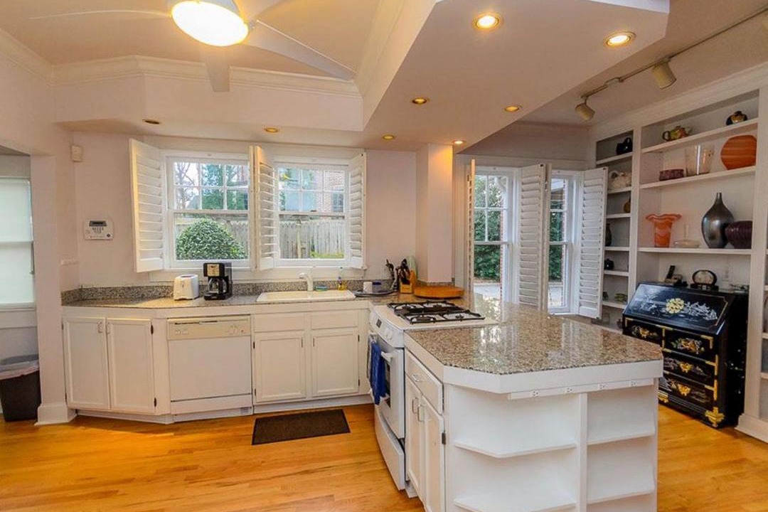 Photo of Kitchen in East Side
